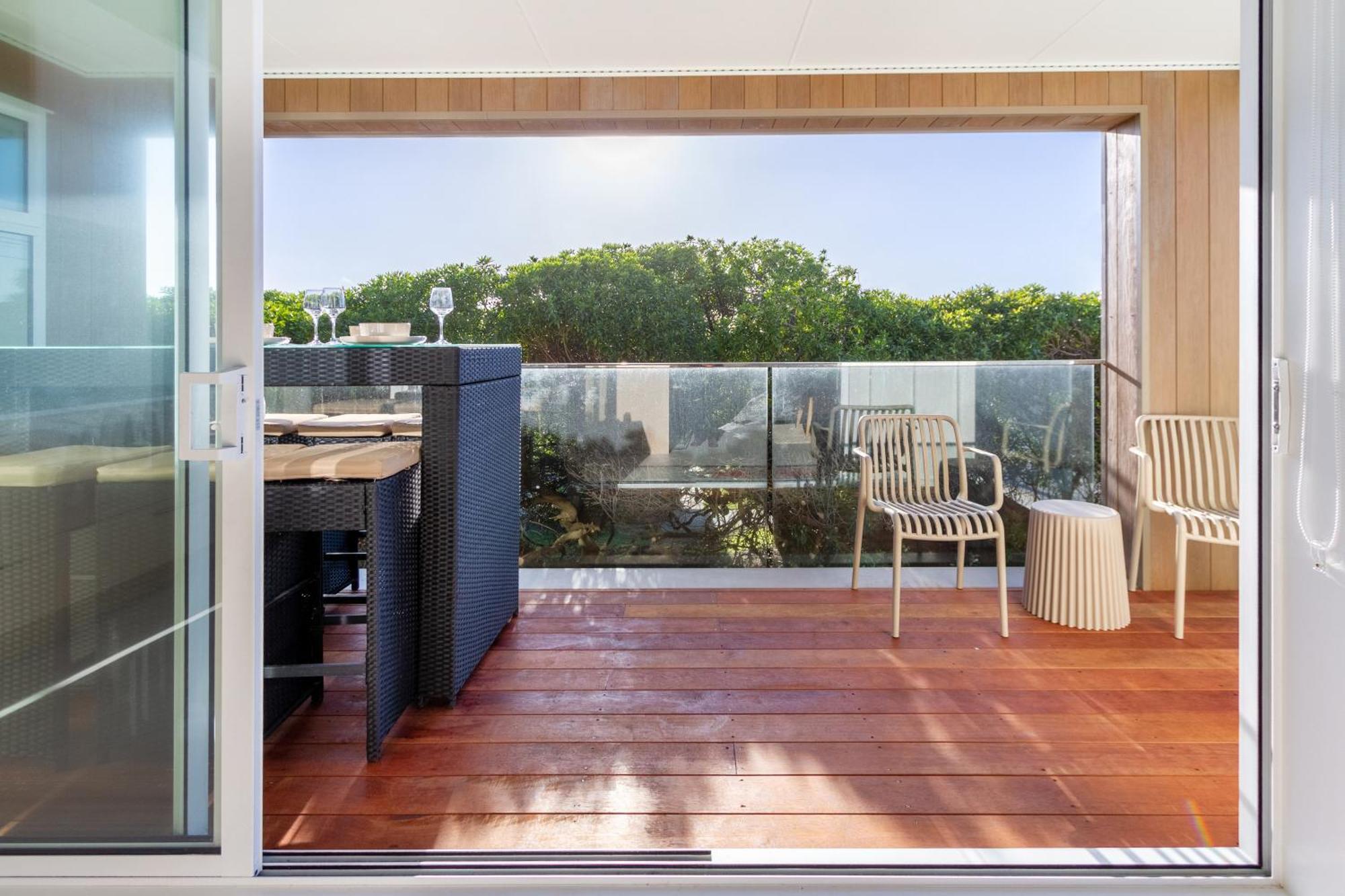 Luxury Beachside Living Elegant 3-Bedroom Haven Christchurch Ngoại thất bức ảnh