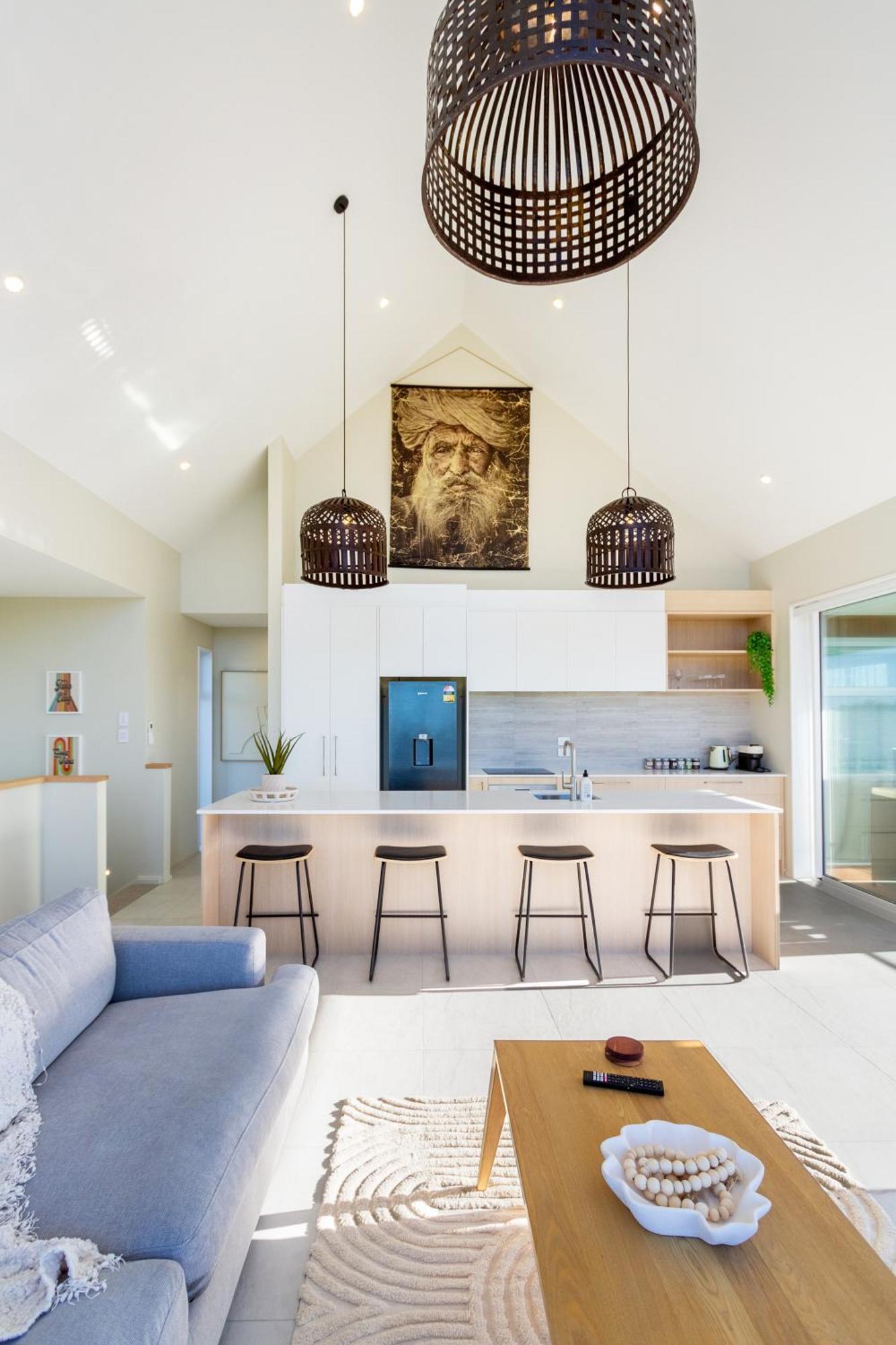 Luxury Beachside Living Elegant 3-Bedroom Haven Christchurch Ngoại thất bức ảnh